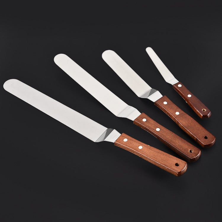 Essential 4-Piece Cake Spatula Set